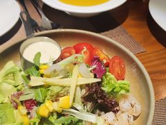 牛油果鲜虾沙拉-秀·爱尔兰餐吧(上海路店)