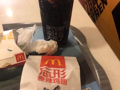 -麦当劳(汉口火车站候车室店)