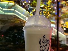 -喜茶(上海淮海中路渔阳里店)