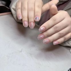 -Fanni美甲美睫皮肤管理