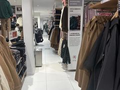 -优衣库(北京万柳华联购物中心店)