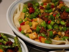 辣子鸡爪工面-一醒·手工面·西北传统小吃(悠方购物中心店)