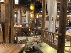 -花溪雨·森林餐厅(石基店)