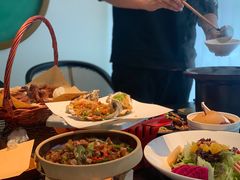 -鸽子侯·家宴·平价海鲜(市图书馆店)