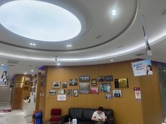 -雅悦齿科(顾村公园店)