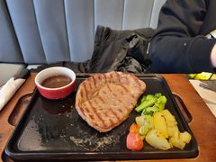 -必胜客(松雷店)