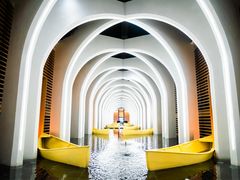 -涨巢·潮玩水疗局