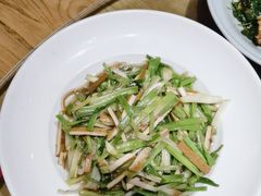 -吴越荣记苏州菜·松鼠桂鱼100%活鱼现做(斜塘老街店)