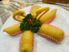 椿记榴莲酥-椿记烧鹅(建干路店)
