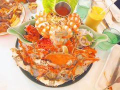 -Cha Cha's Beach Cafe