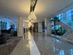 -上海虹桥西郊假日酒店