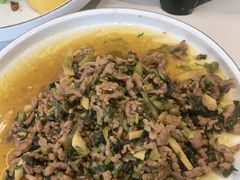 雪菜牛肉丝-食光慢宴·安吉土菜馆