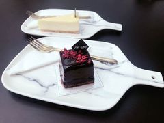 -UNI UNI(环亚凯瑟琳店)