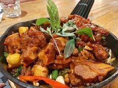 三杯鸡猪蹄-Let's Taipei 非常烘焙(太古里店)