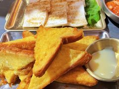 -围炉肉舍•炭烤活鳗•丹东海鲜烤肉(步行街店)