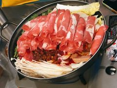 部队锅-MI WU FACTORY米屋美食工厂餐厅(绿地店)