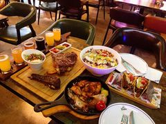 -Famous肥猫墨西哥音乐餐吧(五棵松华熙LIVE店)