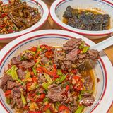 不用去长沙也能吃到正宗高性价比的湘菜啦！