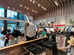 -lululemon(比斯特购物村店)