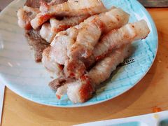 -唯成•韩国炭火烤肉 유성고기