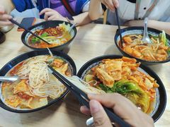 -笋果坊螺蛳粉(竹园小区店)