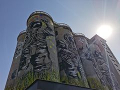 -云间粮仓