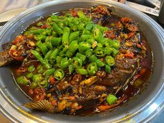 招牌臭鳜鱼-潇湘阁(望京SOHO店)