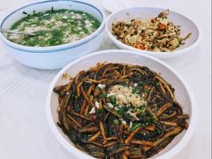 响油鳝丝-江南村酒家