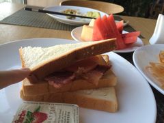 iphone_upload_pic-西安大雁塔科技大学地铁站亚朵酒店