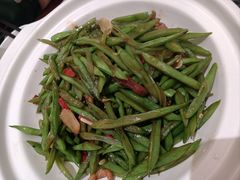 -小菜园新徽菜(宜兴八佰伴店)
