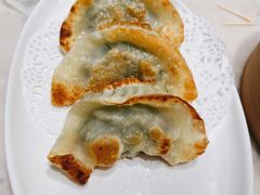 -香港百合居(LCM置汇旭辉广场店)