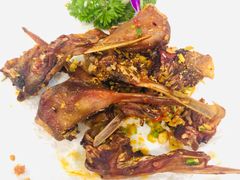 -渝君重庆火锅(嘉宾路店)