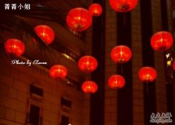 中庭上方的红灯笼@汤臣-锦江汤臣洲际大酒店-宴会厅