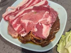 -金滏山烤肉·海鲜·火锅自助餐厅(襄阳万达店)
