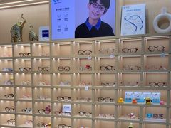 -一代眼镜(浦东大拇指广场店)