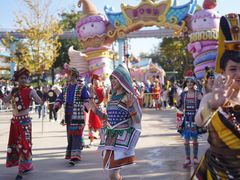 -七彩云南欢乐世界