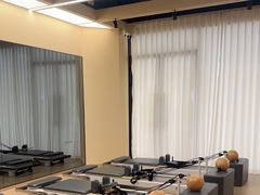 -乐刻瑜伽·普拉提·小瑜荚YogaPod(滨江银泰店)