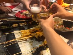 -何师烧烤Pro ·江湖川菜·小龙虾·精酿(太古里旗舰店)