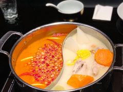 澳门鸡脚猪骨煲（小）-官也街澳门火锅(新源里店)