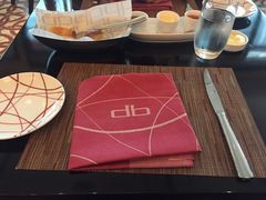 -db Bistro & Oyster Bar by Daniel Boulud(滨海湾金沙店)