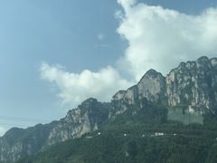 -三峡大坝旅游区交通票售票处-地面停车场