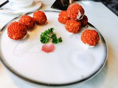 杨梅鳕鱼球-柳莺湖上·湖景餐厅·江南菜(西湖店)