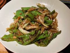 擂辣椒炒蕌头-吃饭皇帝大土家民族菜(正大广场店)