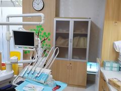 -上海仁爱医院口腔科 · 种植