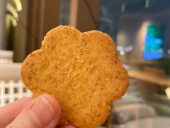 -VERIE BAKEHOUSE