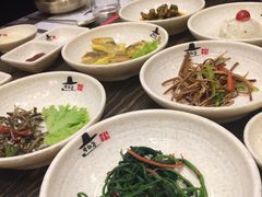 小菜-朴大人炭烤·韩国料理(奥帆中心海尔洲际店)