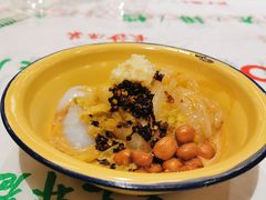 刮凉粉-东排食堂长沙小吃大排档(五一广场店)