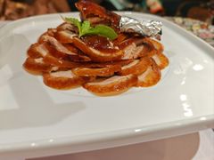 味+国色牡丹烤鸭-味+新京宴·烤鸭·北京菜(创意谷店)