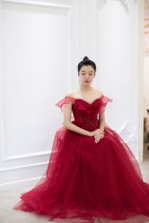-洋洋婚纱品牌集合店