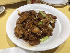 -鱼翅楼·津派砂锅鱼翅(水上公园店)